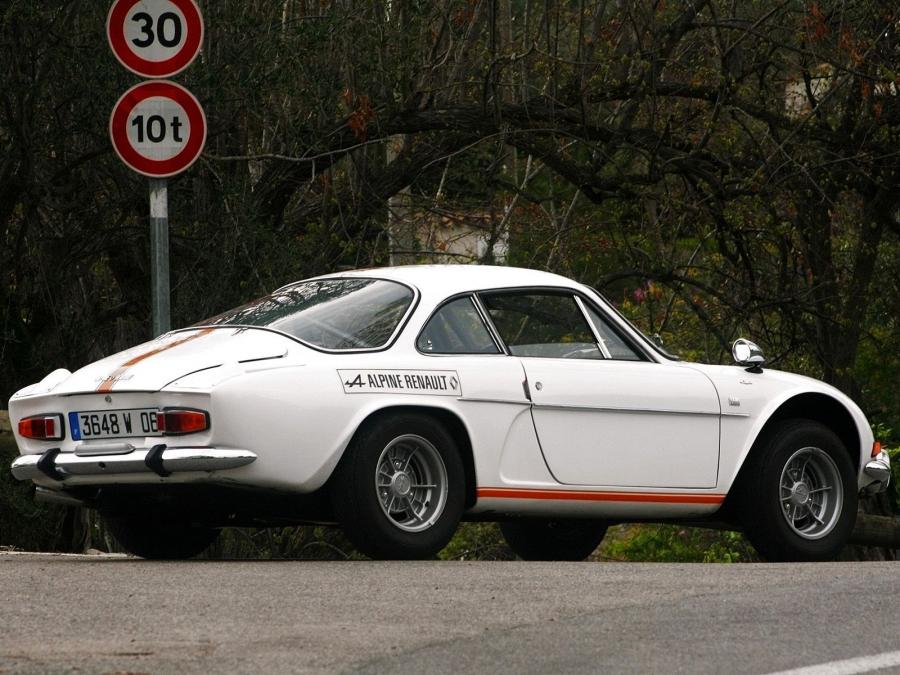  Renault Alpine A110 1300 V85 1969 года  (фото 3 из 12)